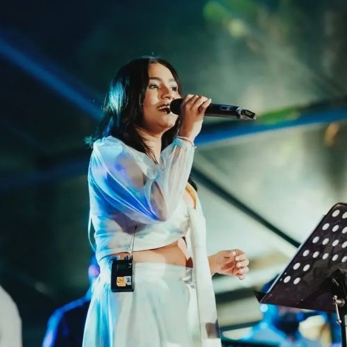 Siyumini Opayangi - Lead Vocalist at Aala Katha Concert